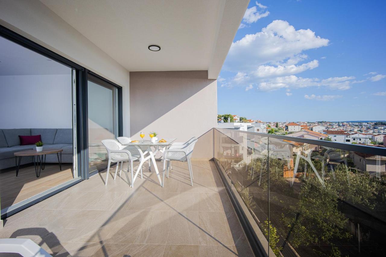 Adriatic Garden Apartments Okrug Gornji Bagian luar foto