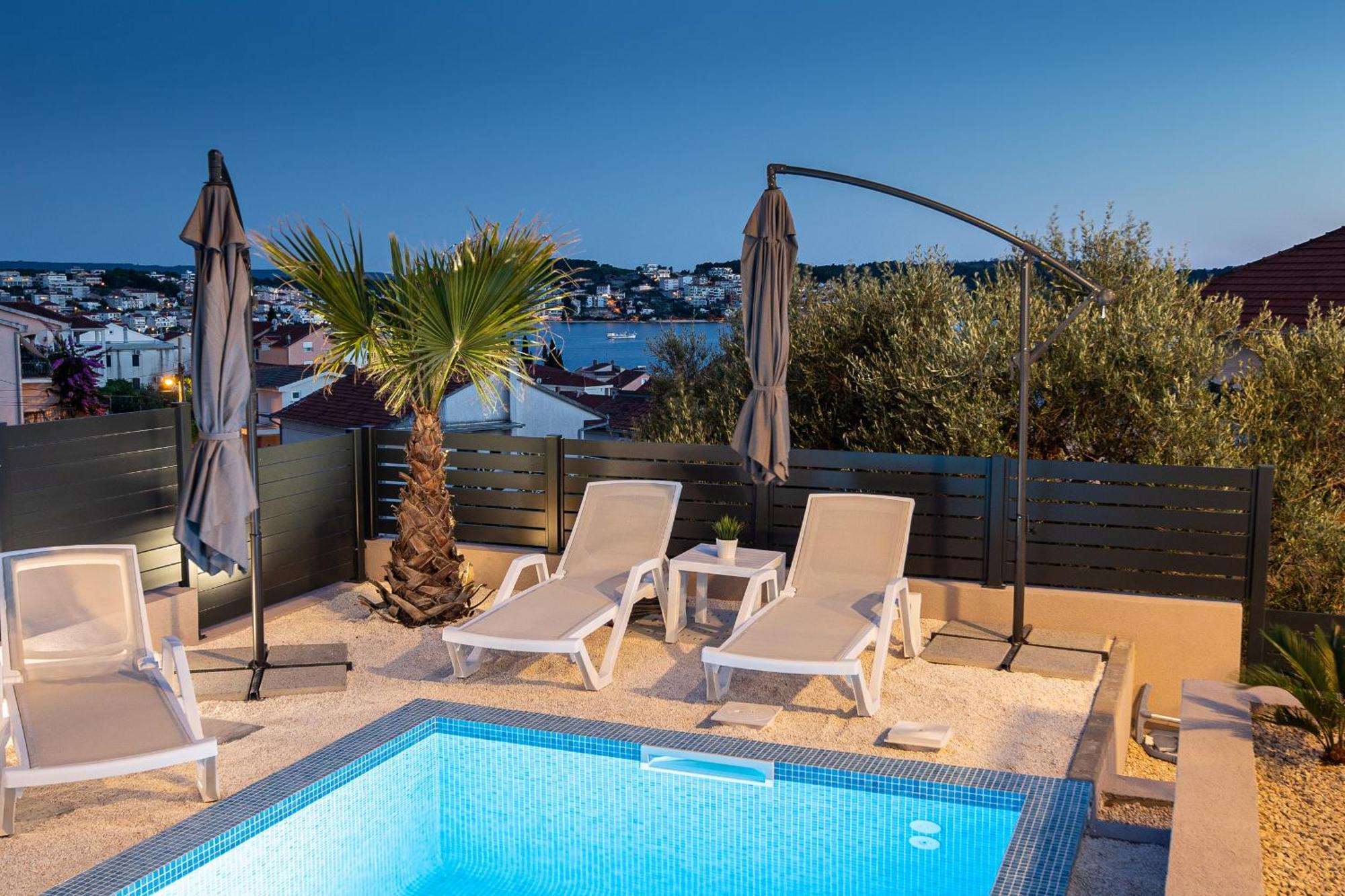Adriatic Garden Apartments Okrug Gornji Bagian luar foto