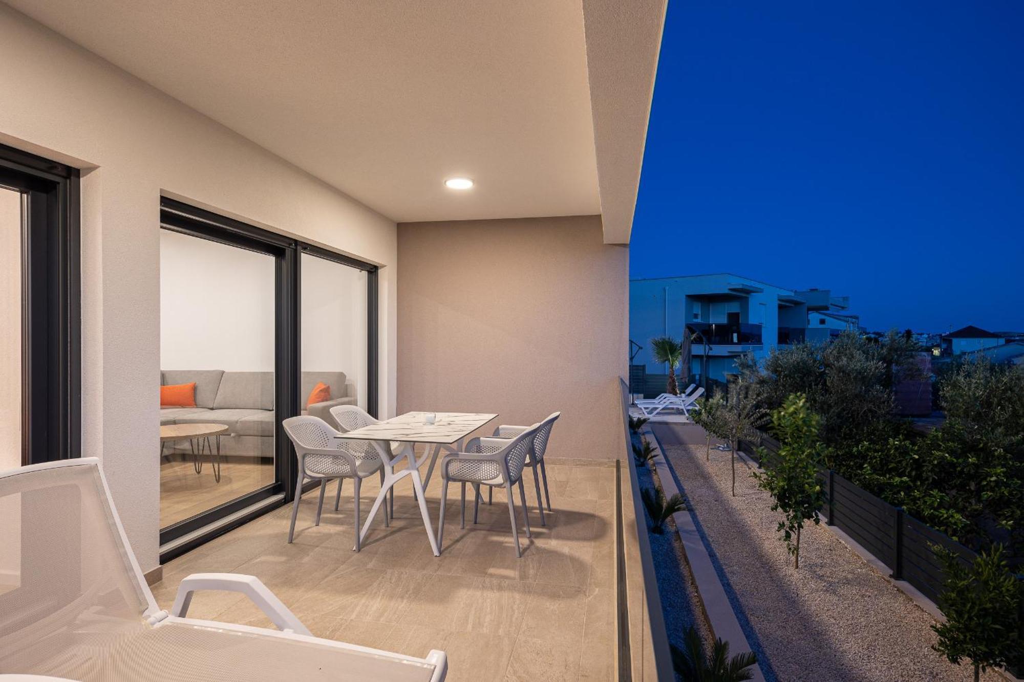 Adriatic Garden Apartments Okrug Gornji Bagian luar foto