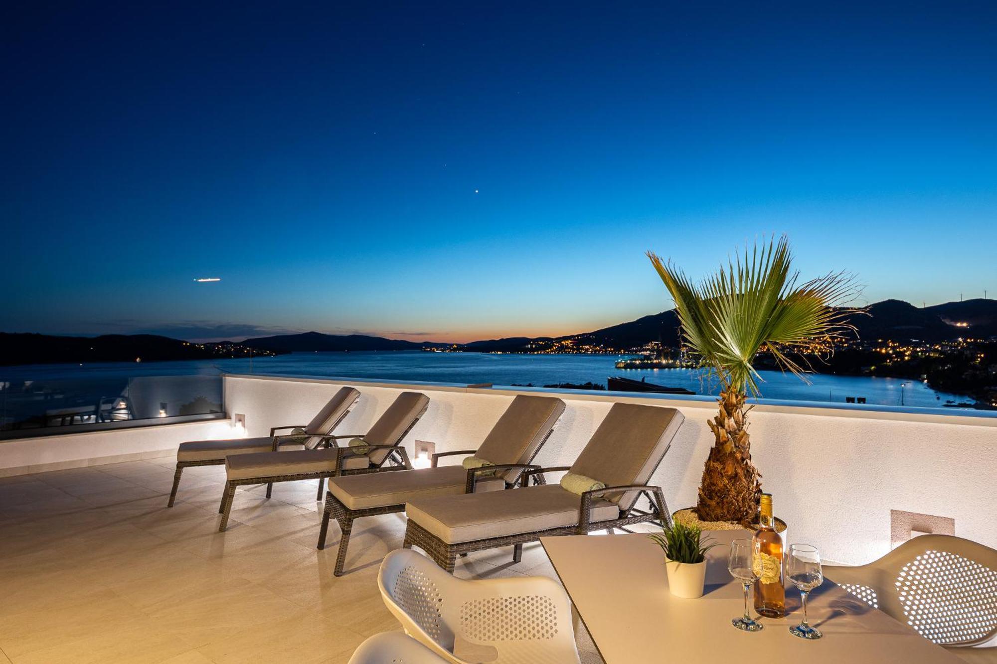 Adriatic Garden Apartments Okrug Gornji Bagian luar foto