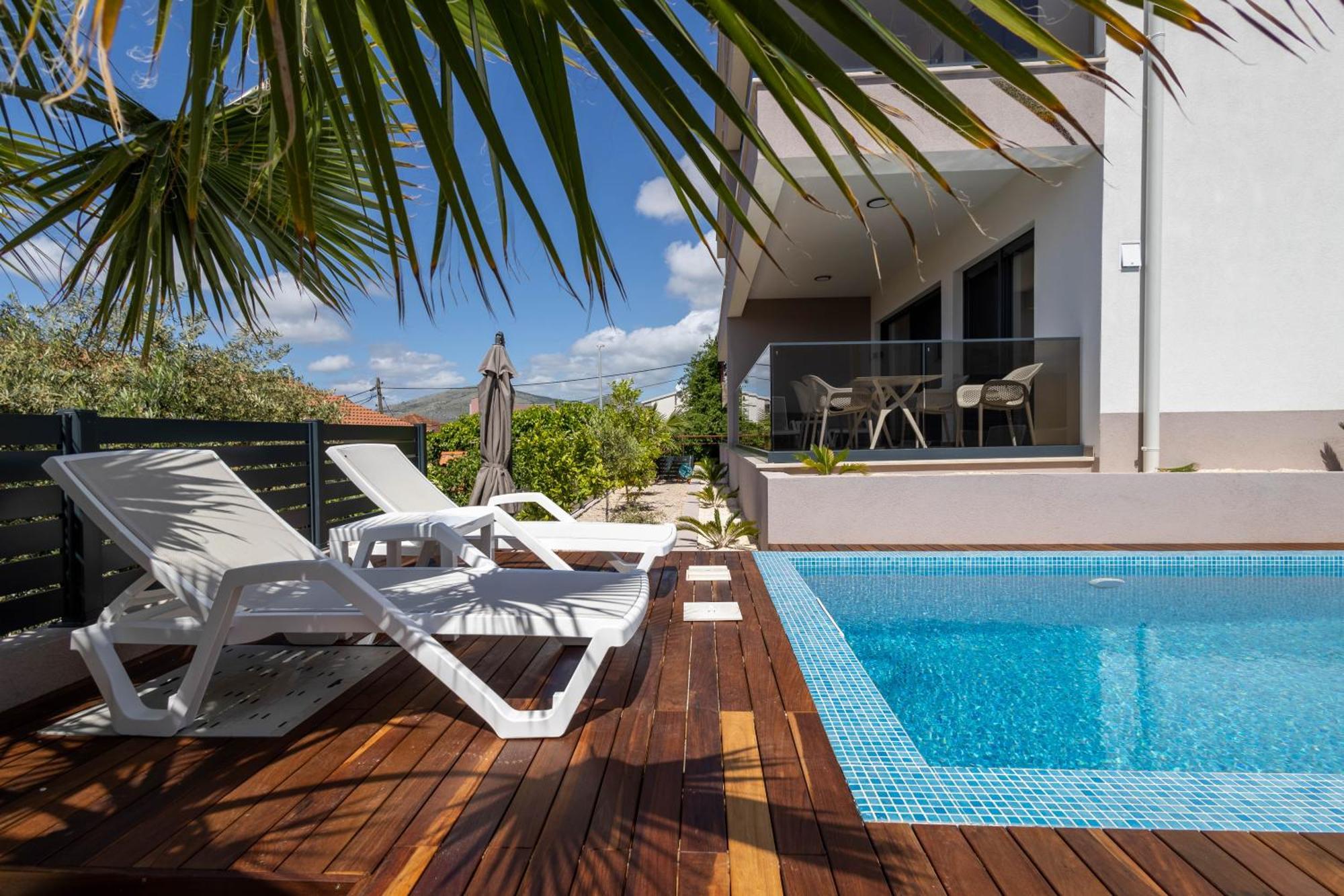 Adriatic Garden Apartments Okrug Gornji Bagian luar foto